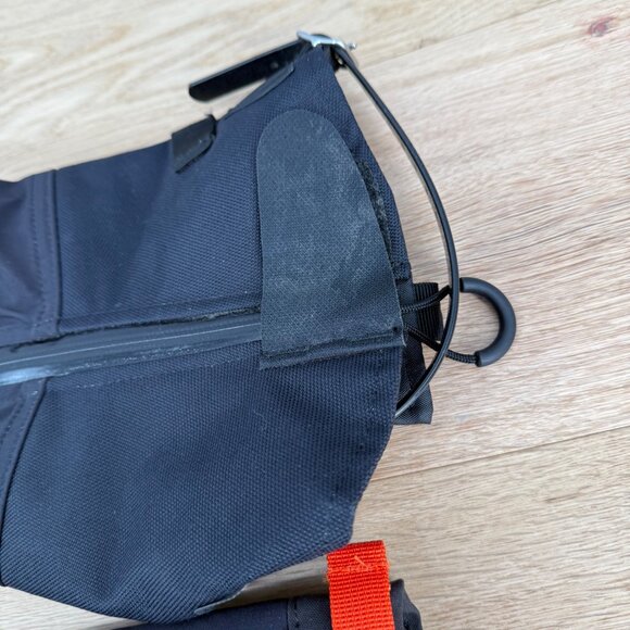 Hillsound Unisex Armadillo LT Gaiter Size Small Black Full Zip Waterproof HSG004 - Picture 6 of 12